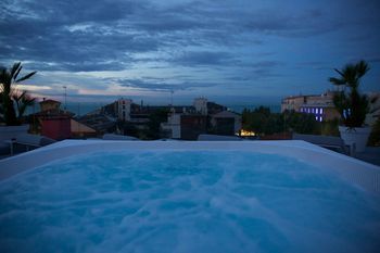 Outdoor Pictures 23