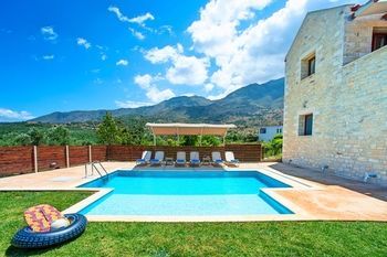 Cretan Sunrise Villa Heated Pool