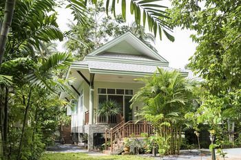 Baan Aree Villa
