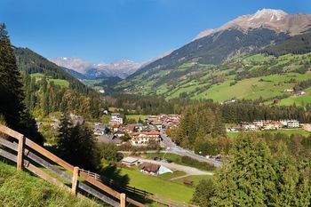 Outdoor Pictures 24