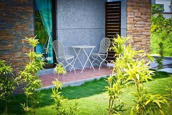 Outdoor Pictures 23