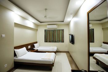 Hotel Bombay International