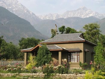 Outdoor Pictures 24