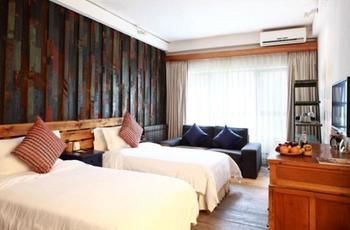 Zuoyouke Theme Hotel