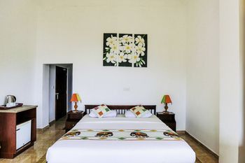 Yoho Thuruliya Lodge
