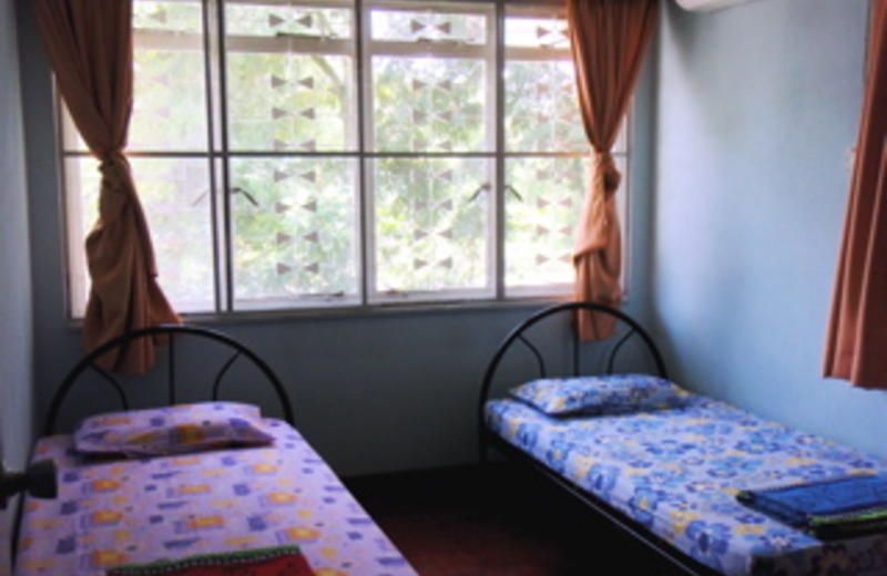 Borneo Beachouse Backpackers