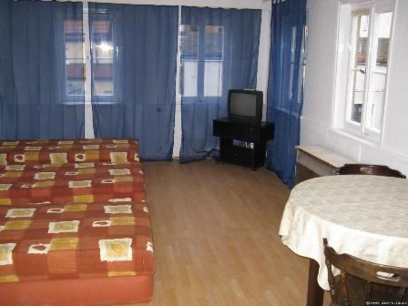 Cinkyn Hostel