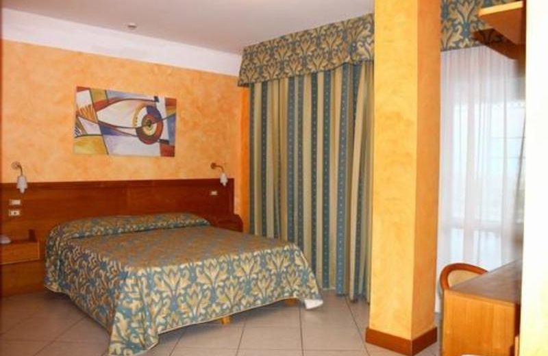 Charly Residence
