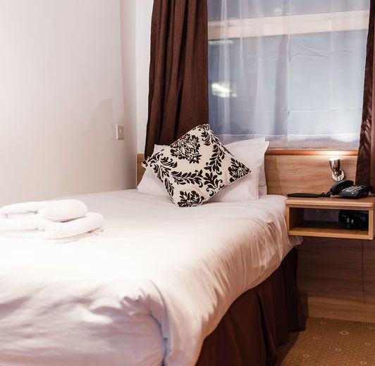 OYO Arinza Hotel, London Ilford