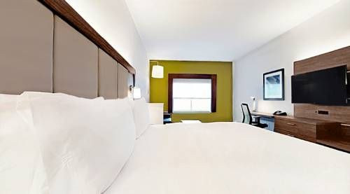 Holiday Inn Express & Suites - Chalmette - New Orleans S, an IHG Hotel
