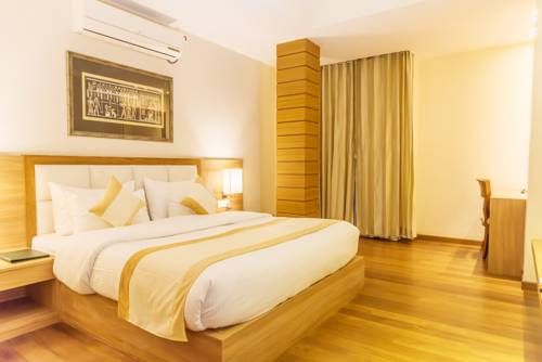 Sangai Continental (The Boutique Hotel)
