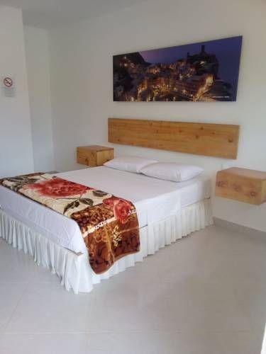 Hotel Puerta del Sol - El Santuario