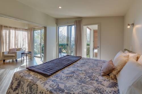 Te Awanga Cottages