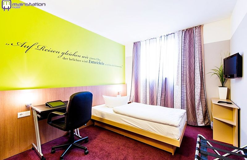 Hotel Mainstation