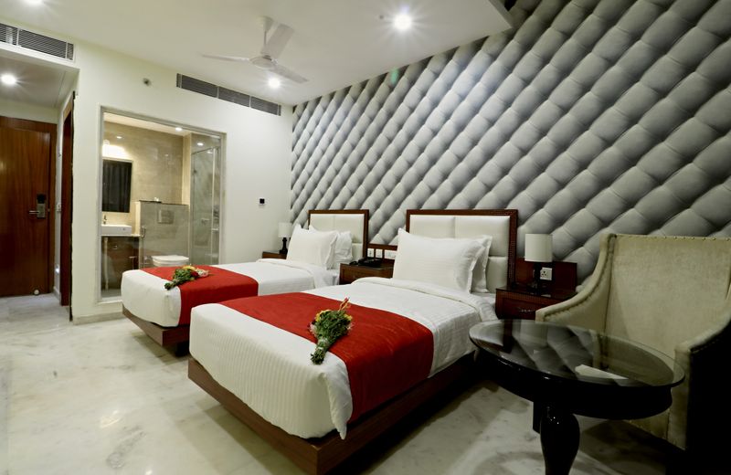 Hotel The Grand SIBA