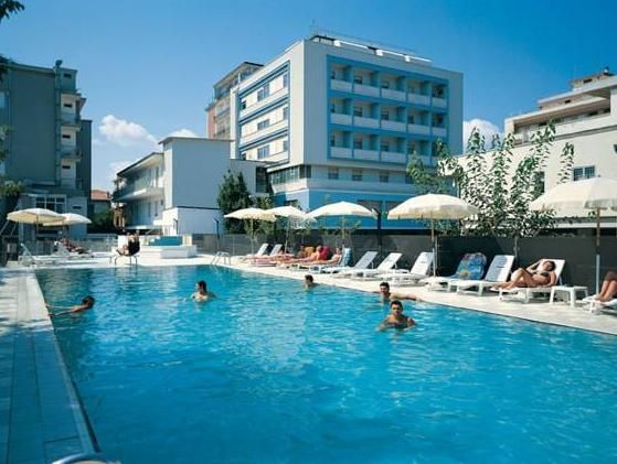 Hotel Ras