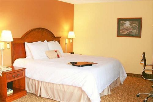 Hampton Inn Greensboro East / McLeansville