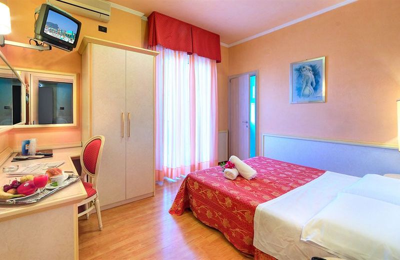 Hotel Mondial
