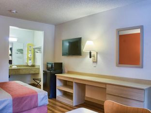 Hotel Image 6