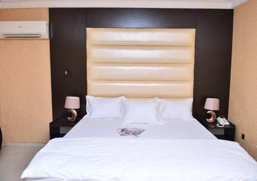 Jat Suites