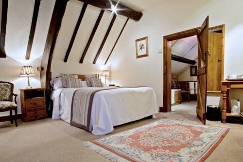 The Crown Country Inn
