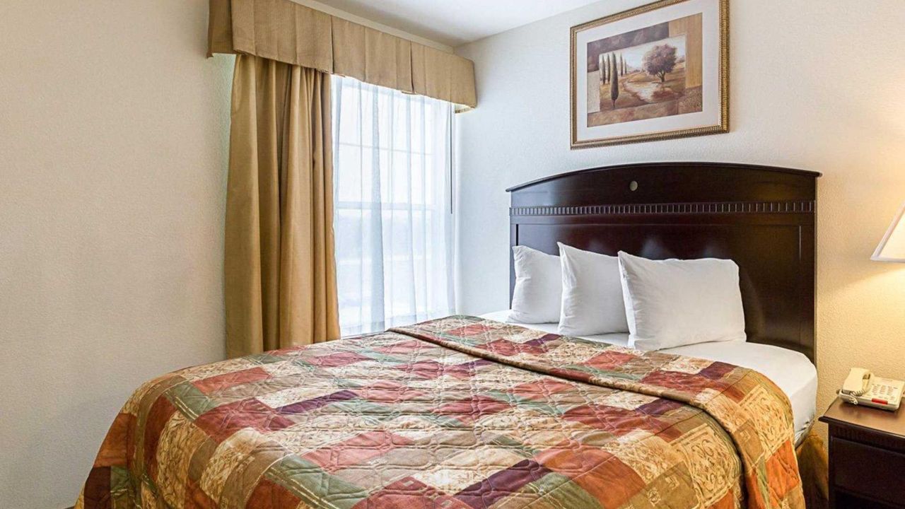 Mainstay Suites by Choice Hotels - TX Medical Ctr / Reliant