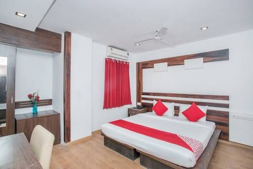 OYO 15082 Moriz Boutique Hotel