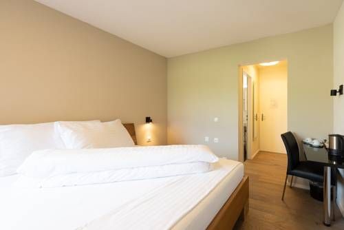 Noah Hotel