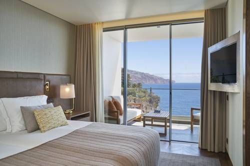 Les Suites at The Cliff Bay - PortoBay