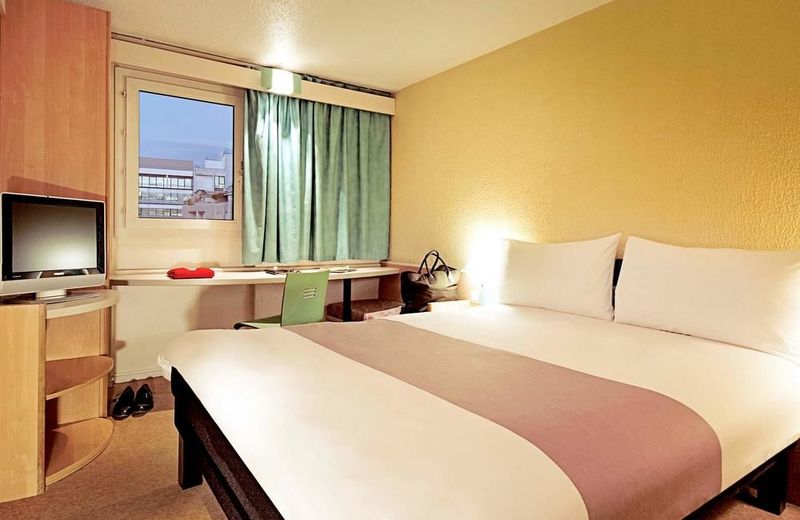ibis Cambrai