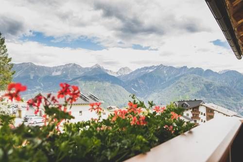 Outdoor Pictures 24
