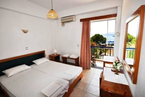 Hotel Avra