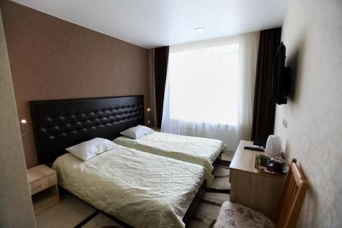 Gostinitsa Globus-L