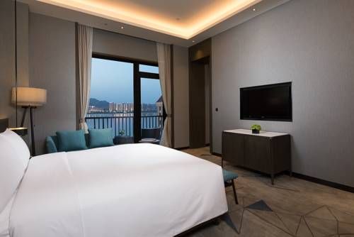 Doubletree By Hilton Qingdao Oriental Movie Metropolis
