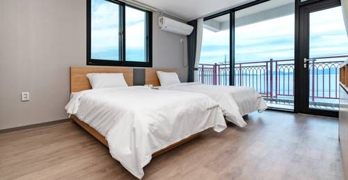 Gold Beach Resort