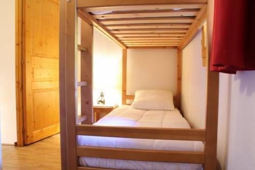 Skissim Select - Chalets Le Grand Panorama II 3* by Travelski