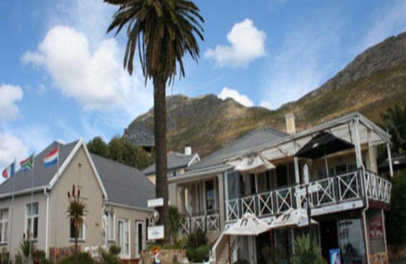 Boulders Beach Hotel, Cafe and Curio shop