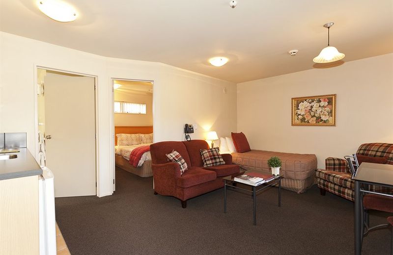 Lorenzo Motor Lodge