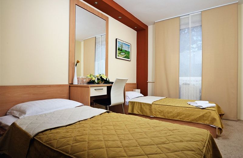 Hotel Tiski Cvet