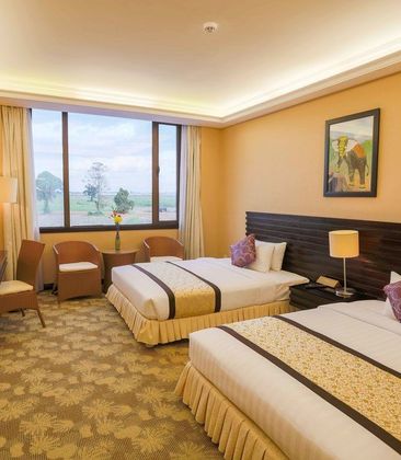 Savan Resorts