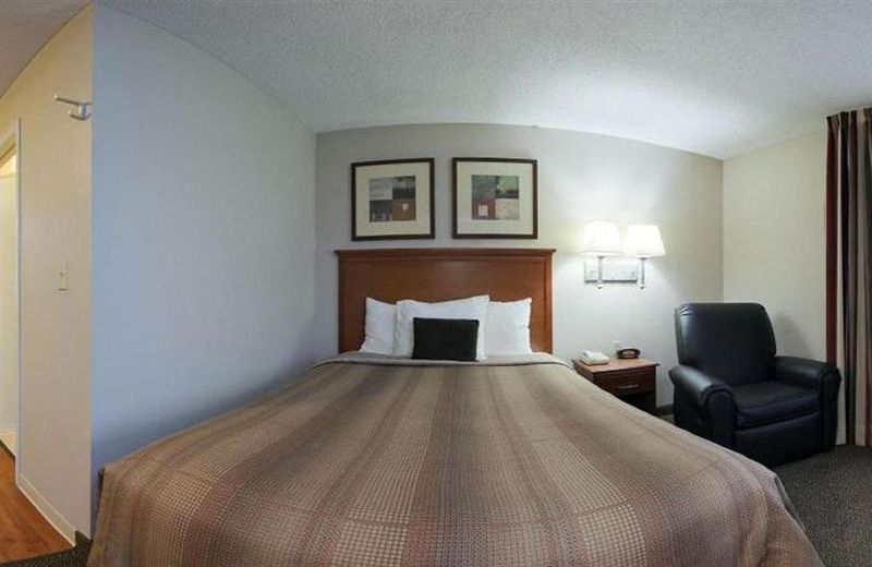 Candlewood Suites Rockford, an IHG Hotel