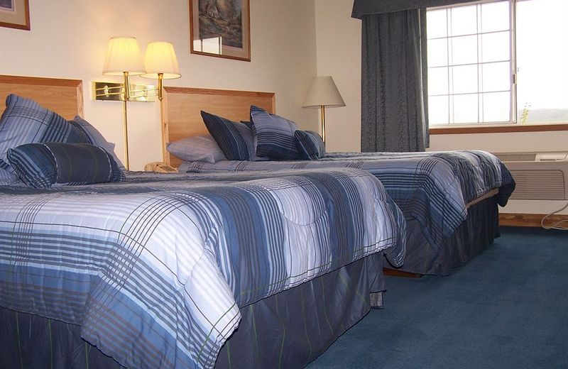 COUNTRY LODGE