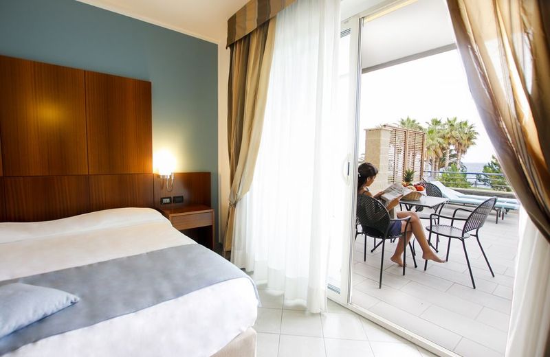 Aregai Marina Hotel & Residence