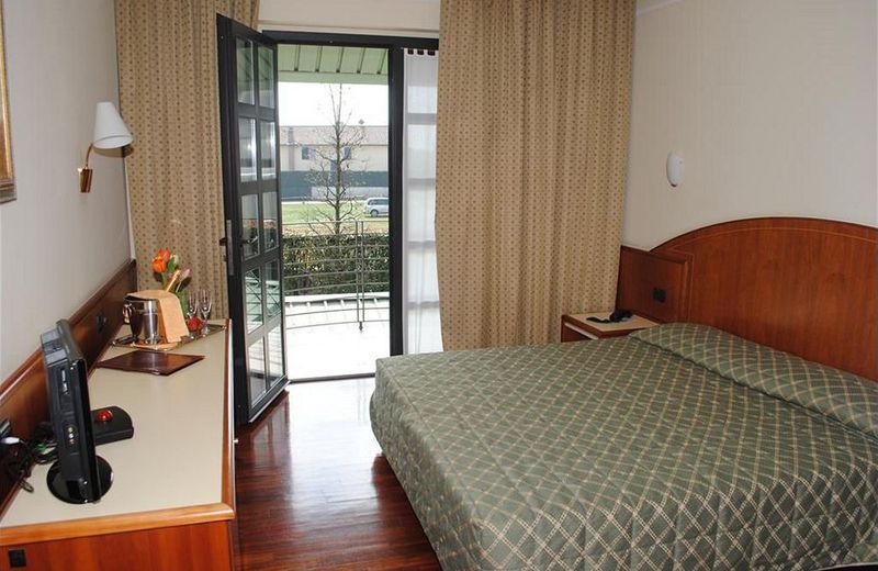 Hotel Prestige