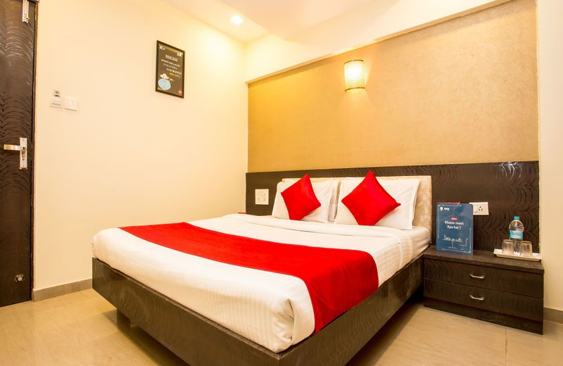 FabHotel Railway Inn Thane West