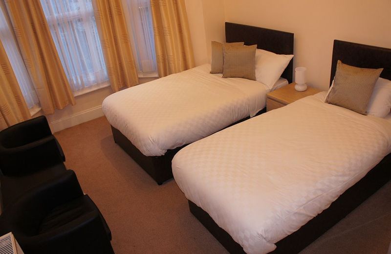 Pearl Hotel London