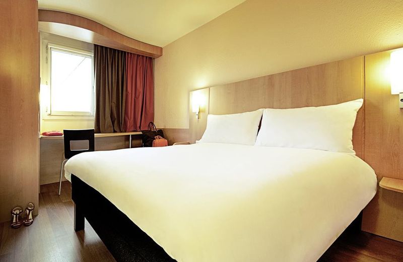 ibis Sisteron