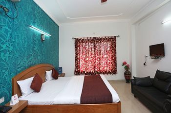 OYO 3869 Hotel Daaven