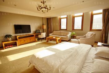 Dalian Zunhao Holiday Hotel