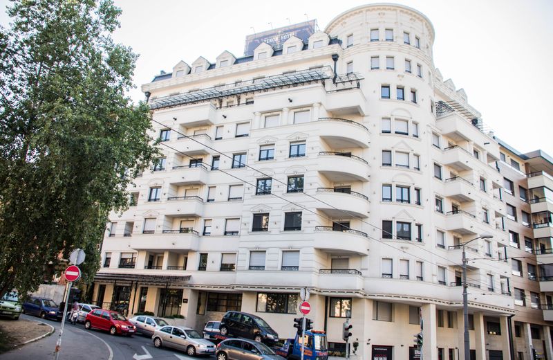 Xenon Hotel & SPA